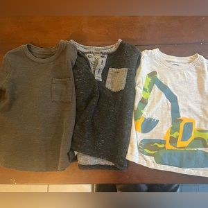 3 long sleeve boy shirts, size 4T